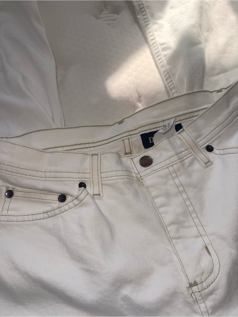 Denim&Co White Women's Jeans - Picture 3 of 6